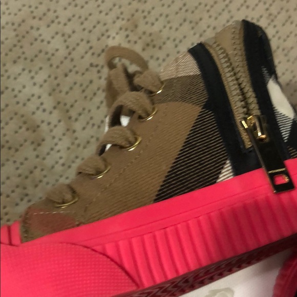 Burberry Kids High Top Sneakers Sz 23 - Picture 7 of 7